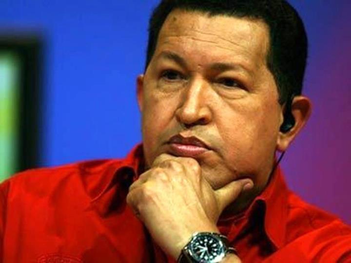 La famille Chávez, d'origine principalement indienne-indigène, espagnole et afro-vénézuélienne, a des ancêtres dans le centre du Venezuela, dans la région des llanos. Hugo Chávez était l'arrière-petit-fils du rebelle Pedro Perez Delgado, plus connu sous le nom de « Maisanta », qui soutint une insurrection et qui, avant sa capture en 1922, mena à la mort à la fois un ex-président vénézuélien et un gouverneur d’État.